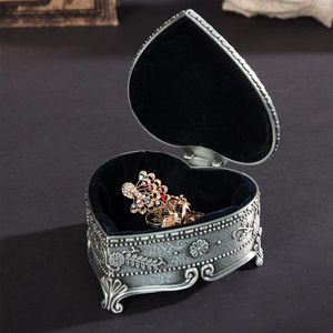 Pochettes à bijoux en alliage de Zinc, Mini boîte de rangement en forme de cœur de Style européen pour boucles d'oreilles, colliers, Bracelets, bague de mariage