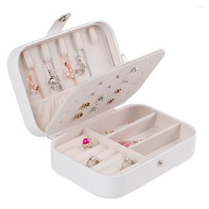 Bolsas de joyería Organizador de ataúd portátil Caja de exhibición Botón de viaje Pendientes de almacenamiento de cuero Caja de anillo