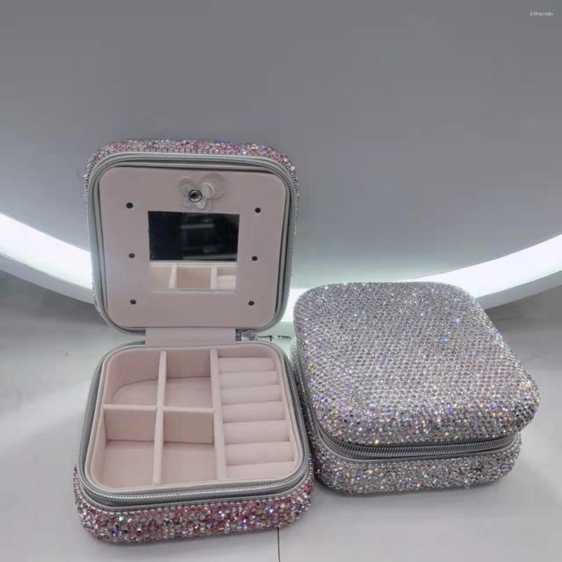 Jewelry Pouches Portable Mini Square Leather Rhinestone Box Blingbling Earrings RIngs Displayer Cute Jewel Storage Travel Case