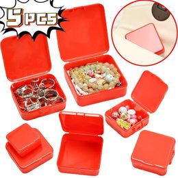 Boîtes de rangement en plastique rouge carré