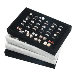 Bijoux Sachets Velvet Empilable Small Ring Display Play Black 15 Grid for Store Storage Exposition d'exposition