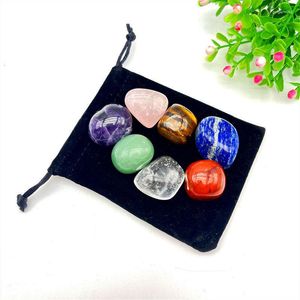 Bolsas de joyería Venta al por mayor Natural 7 Chakra Piedra caída Adivino Piedra preciosa Roca Mineral Irregular Reiki Cristal Polaco Meditación