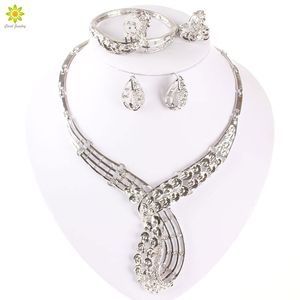 Sieraden Sets Fijne Afrikaanse Kralen Ketting Armband Oorbellen Ringen Set Crystal CZ Diamond Wedding Silver Plated Bridal Accessories