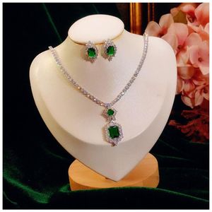 Jewelry Sets for Women S925 Sterling Silver Esmerald Gemstone Pendientes Collar espumoso Classic Jewelery Drop238d