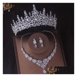 Ensembles de bijoux Magnifique Sier Couleur Cristal De Mariée De Mode Diadèmes Couronne Boucles D'oreilles Collier Collier Femmes Robe Ensemble 230215 Drop Livraison Dh07V