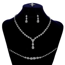 Ensembles de bijoux HADIYANA Simple Waterdrop tempérament femmes collier de mariage boucles d'oreilles bague et Bracelet ensemble CN150 Conjunto de joyas 240115