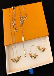 Jewelry Sets Lady Women Brass Multicolor Crystal Essential V California Dreaming Wings Vpilado de 18 km Pulseras de collar de oro Earr9282322