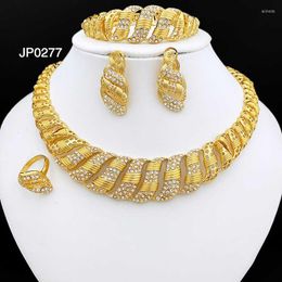 Conjuntos de joyería, collar, pendientes para mujer, Dubai, Color dorado, pulsera grande, fiesta de banquete de boda