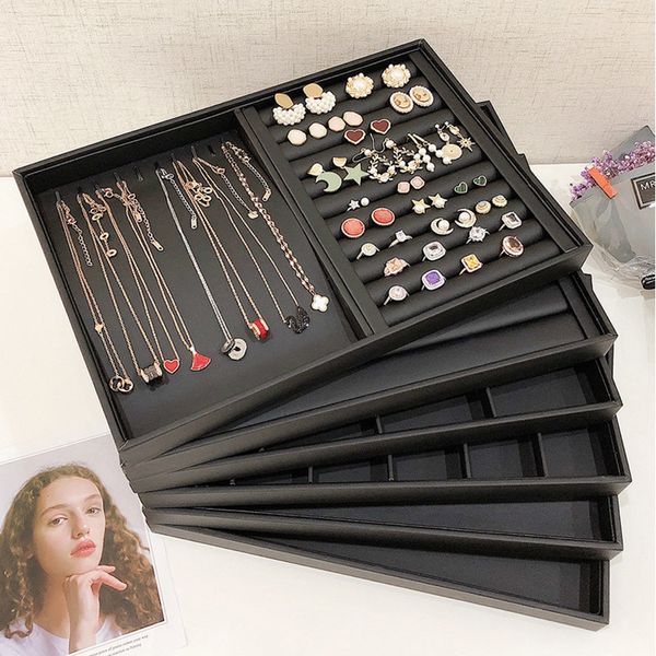 Bijoux Stand Classic Black Pu Leather Disply Jewellery Organizer en épingle à cheveux Collier Bagin de rangement Bagin de boucle d'oreille Série 230228