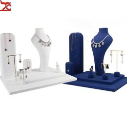 Support de bijoux Affichage Blanc Pu Anneau d'oreille Collier Blue Velvet Set combinaison Échantillon Schaps Q240506
