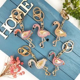 Bijoux cygne porte-clés série voiture sac pendentif strass paon alliage flamant rose porte-clés femme