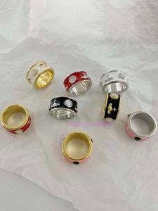 Sieraden Vivianeism Westwoodisme Rings King Saturn Ring Gold Red Wit Black Paint ingelegd opaal