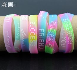 Joyería entera 100 piezas letras impresas pulsera de silicona luminosa colores mezclados pulseras de goma brillantes de 12 mm de ancho para hombres mujeres 0397831485