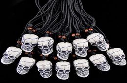 Sieraden hele 12 stcs imitatie yak bone carving Halloween horror skelet schedel hoofd hangers ketting geschenken voor mannen dames0394824732