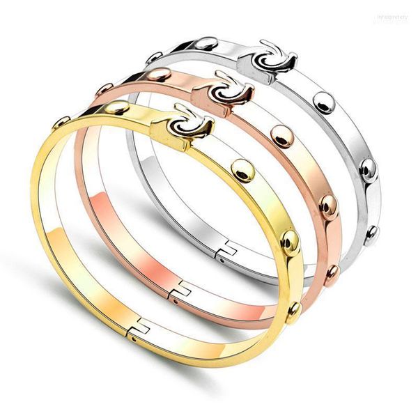 Joyas al por mayor de pulseras de pulsera de mujeres en inglés accesorios de la parte superior del brazo acero inoxidable moda coreana coreana 2022 cadena de enlace de regalo Inte