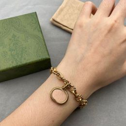 Hommes charme designer bracelet bracelet de luxe vintage lettre charmes en acier inoxydable bijoux cristal fleur pendentif bracelets designer pour femme E23