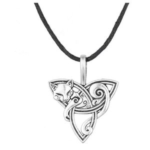 JF064 Viking vintage religieux Animal Fox Charme Triangle Hollow Pendant Femmes Collier Amulet Rope Colliers entièrement 264d
