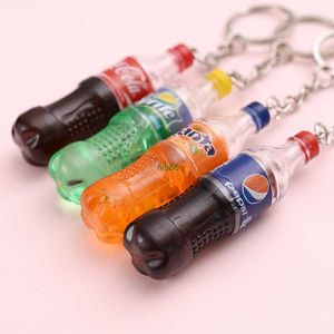 Jgr7 Porte-clés Longes Bouteille De Boisson Simulée Porte-clés Résine Poupée Couple Porte-clés Hommes Femmes Sac Pendentif Enfants Mini Bouteille De Boissons En Conserve