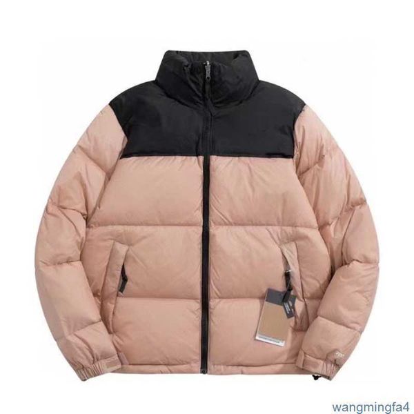 Jjkp Parkas de plumón para hombre Diseñador Nueva chaqueta de plumón de gama alta Costuras en rosa y negro Cálido hermético Estilo de pareja para mujer Versátil Moda y ajuste holgado Xs-2xl