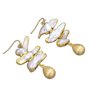 JK Natural 10x20mm White Biwa Pearl Geel Golden Water Drop Tekening Proces Beads Geplated Hook Oorbellen