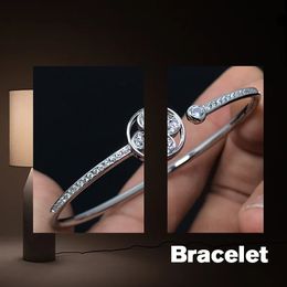 JNF-Je08Al005-29 Collier de perle classique Collier de luxe Boucles d'oreilles de la mode bracelets broches Clips de cheveux