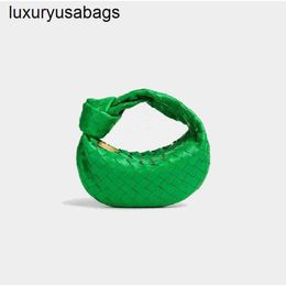 Jodie Handbag Bottegvenets Sacs Italie Jodie Handbag 2024 Mini sac créateur de mode Bag des femmes Sac à épaule à bourse Crosse Chain de haute qualité ALLINONE R