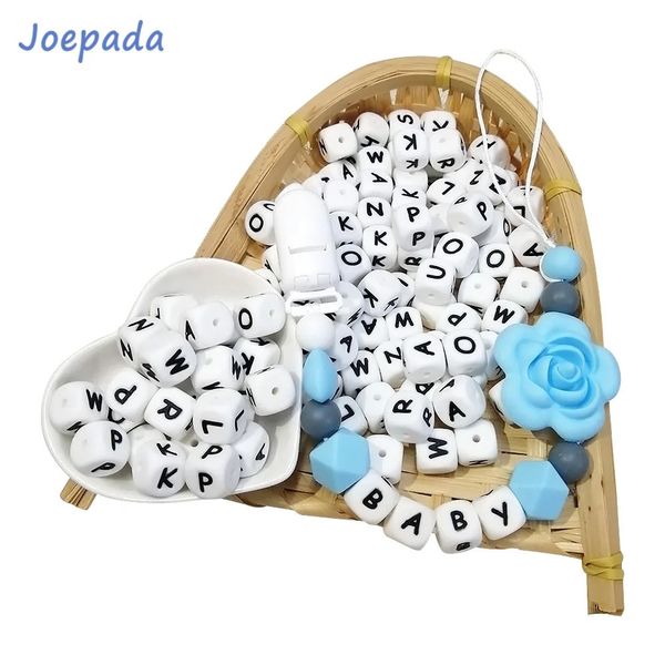 Joepada 100 pièces alphabet anglais perles de dentition en Silicone un gratuit pour la fabrication de bijoux pour bébé collier jouet de dentition 240226