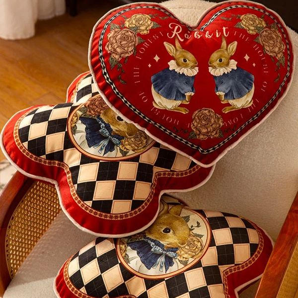 Coussin de lapin en forme de cœur à carreaux rouges joyeux, oreiller doux en velours chic pour canapé, bureau, repos, cadeau d'amour, chaise, literie, décoration 240223