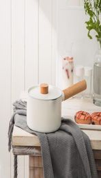 Joyoung Mini Milk Pot 176L Multifunctionele pot Home Dormitory Functie Pan Crepe Maker Nit -Stick Cooker Wit goede kwaliteit31615369292035