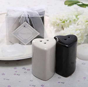 Herramientas de cocina de Juchiva Heart Black White White Ceramic Shaker Shaker Boda Souvenirs para invitados Favor2270664