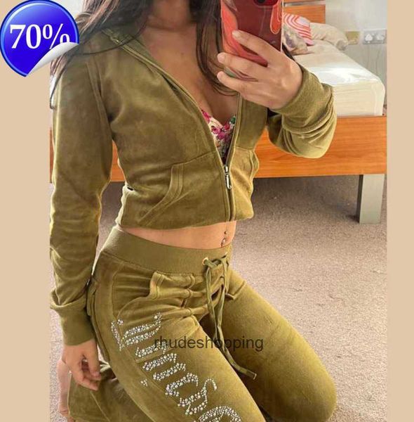 Juicy Apple Womens Tracksuits 2023 Summer Brand Couture de 2 pièces Ensembles Velvet Velor Women Suit Suit et pantalon Met Motion Design 95ess FSAFSA