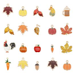 Julie Wang 20pcs Email Automne Charms Maple Leaf Pumpkin Acorn Carrot Alloy Thanksgiving Day Pendant Bijoux de fabrication d'accessoires