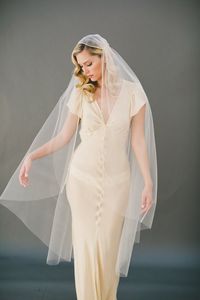 Juliette Style Cap Mariage Veil Veil White Ivoire Champagne Une couche Voile Mariée Longueur du genou Longueur Strass