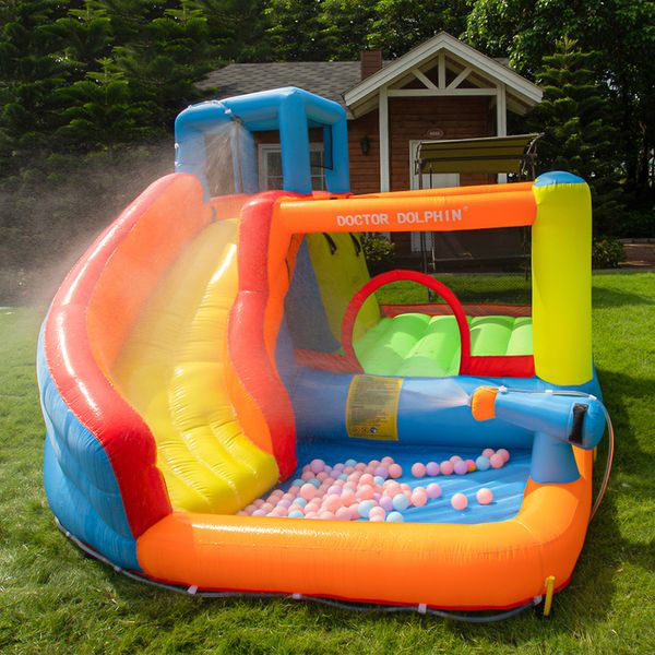 Jumper Escalade Gonflable Moonwalk Water Slide Bounce House Jouets de Saut pour Enfants Fête en Plein Air Jouer Amusant dans la Maison de Jardin Château Gonflable Spray avec Canon de Piscine