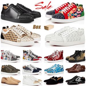 Designer Red Bottoms Dress Shoes Luxury Low Top Zwart Witte lederen sneakers gemaakt in Italië Vrouw Heel Loafers Spikes Casual Dames Men Trainers