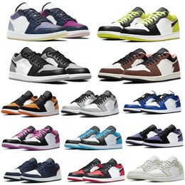 Jumpman avec 1 chaussures de basket bas de basket pour hommes femmes 1s bas à l'envers Dark Mocha Black Phantom Concord Olive Unc Outdoor Sports Sneakers Mens pour femmes Travis 1 Scotts Low