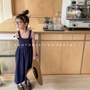 Jumpsuits klein meisje roken jumpsuit kindermouwloze kleding voor kinderen van 1 tot 7 y2405203BAJ