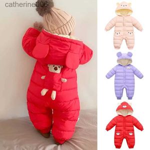 Jumpsuits Pasgeboren baby gewatteerde jumpsuit jongens en meisjes plus fluwelen dikke cartoon romper baby peuter plus katoenen kleding herfst en winterL231101