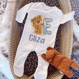 Jumpsuits Gepersonaliseerde Baby Hansop Cartoon Beer Letter Babygrow Hansop Baby Coming Home Outfit Aangepaste naam Romper Newbron PresentL231101