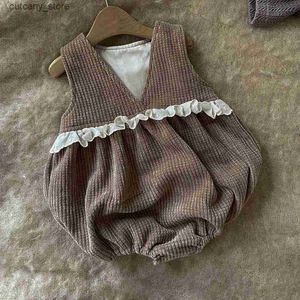 Jumpsuits Ruches Kant Baby Meisjes Wafel Vest Romper Zomer Herfst 0-24Months Nieuwe Geboren Baby Mouwloze Romper Kinderen Jumpsuit Kleding L240307