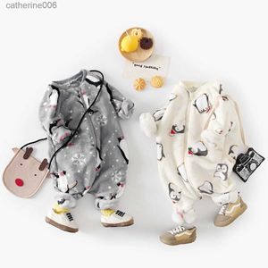 Jumpsuits Sanlutoz Rits Leuke Winter Baby Rompertjes Pinguïn Afdrukken Fleece Lange Mouw Baby Jumpsuits Kleding Warme Gezellige Koreaanse StijlL231101