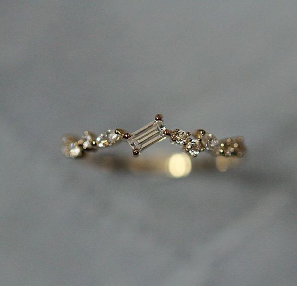 Juneain Gold CZ Crystal Mariage Anglets pour femmes filles délicates micro cubiques zircone anneau de fiançailles délicat mince mince anneau de doigt 7186610