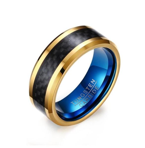 Junerain Anillos para hombre Anillo de carburo de tungsteno 8 mm Incrustaciones de fibra de carbono negro Bordes dorados Compromiso Alianza de boda Joyería de moda An58759148