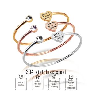 Nog een hoofdstuk Inspirerende manchet Bangle voor Vrouwen Mannen Liefde Hart Kristal Open Armbanden Roestvrij staal Never Fade Fashion Sieraden