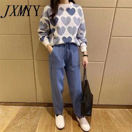 Jxmyy Fashion Love Gedrukt gebreid twee PEICE Pak Dames Lange mouw Trui Tops en Effen Kleuren Casual Broek Vrouwelijke Suit 211007