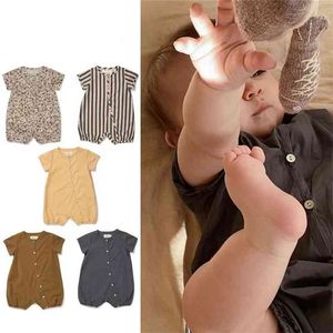 K * Baby Summer Short Sleeve Romper Né Garçons Vêtements Onesie Belle Solide Infant Brand Design 210619