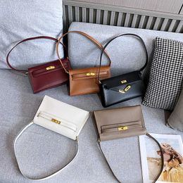 Kailys Designer: Die beliebte diesjährige Tasche mit Kreuzmuster, vielseitig einsetzbar, Einzelschulter, Unterarm, elegante Damentasche