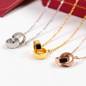 Kajia Fashion Womens Titanium Steel Collar Collar Rose Gold Double Ring avec diamant et rotation