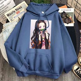 Kamado Nezuko Demon Slayer Imprimer Swearshirts Homme Casual Lâche Pull À Capuche Anime Dessin Animé Harajuku Streetwear Polaire Vêtements H1227