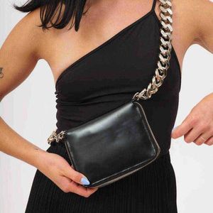 Kara Monedero Cadena gruesa de mujer Bolsa de mensajero de un solo hombro Cambio Bolsa de pecho Ins Super Fire Pu Mini Cartera Bolsa de tarjeta Monederos Bolsos 220725